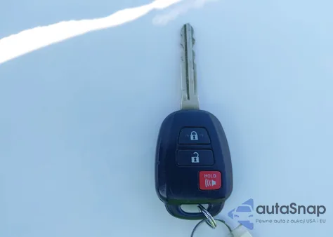 2017 Toyota Highlander Le из США, поврежденный, VIN 5TDBZRFH6HS409371